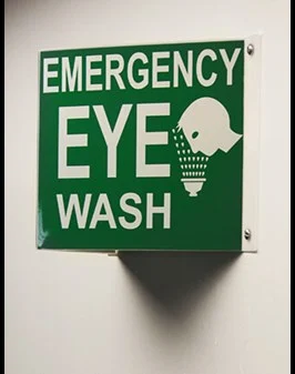 green-eye-wash-2-1-1-1-1-1-1